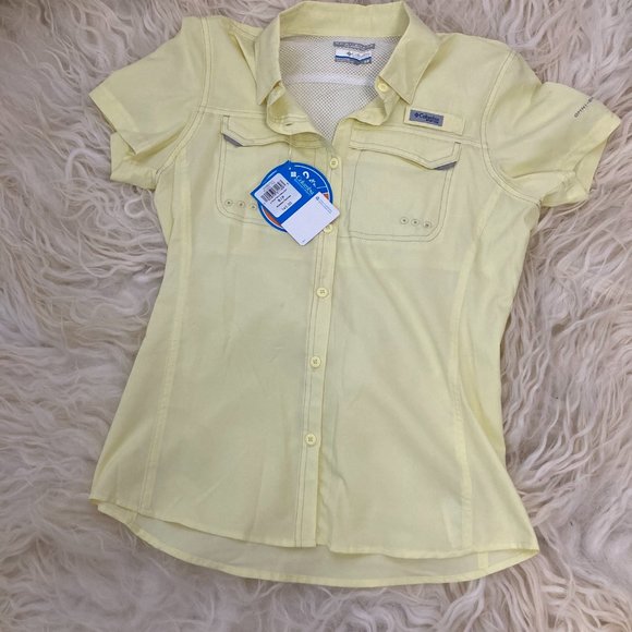 COLUMBIA Short Sleeve Button-Up Top - Picture 2 of 8